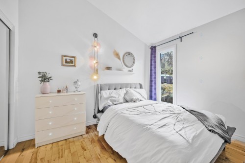 Chambre à coucher - 1960 Rue Du Skieur, Sainte-Adèle, QC - Indoor Photo Showing Bedroom