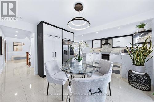 8 Marchwood Crescent, Richmond Hill, ON - Indoor Photo Showing Other Room