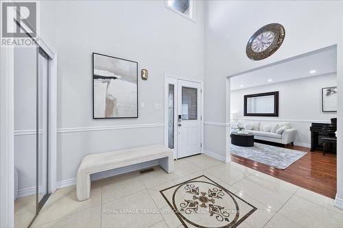 8 Marchwood Crescent, Richmond Hill, ON - Indoor Photo Showing Other Room