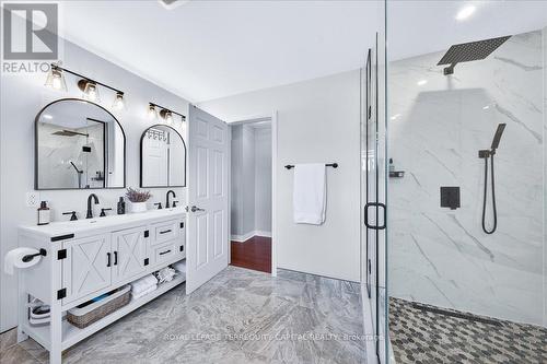 8 Marchwood Crescent, Richmond Hill, ON - Indoor