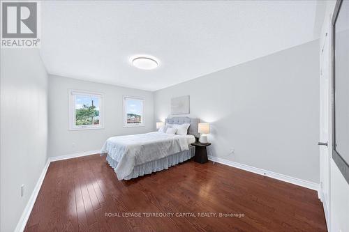 8 Marchwood Crescent, Richmond Hill, ON - Indoor Photo Showing Bedroom