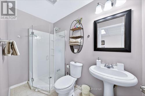 8 Marchwood Crescent, Richmond Hill, ON - Indoor Photo Showing Bathroom