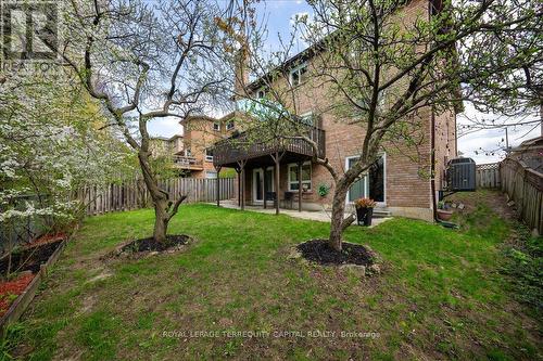 8 Marchwood Crescent, Richmond Hill, ON - Outdoor