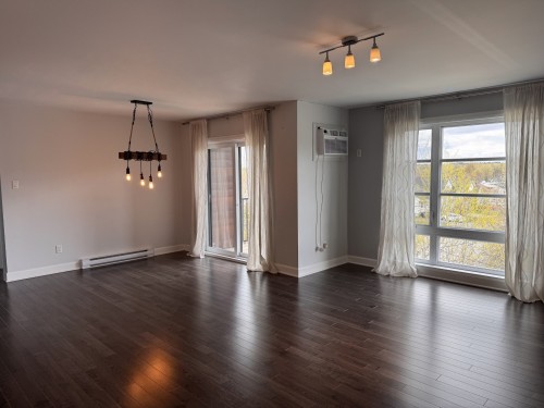 Living Room - 13-9105 Rue Des Outardes, Mirabel, QC - Indoor