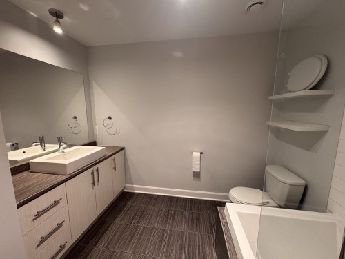 Bathroom - 13-9105 Rue Des Outardes, Mirabel, QC - Indoor Photo Showing Bathroom