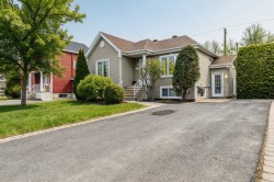 981  - 979 Rue Hilaire-Plante  Mcmasterville, QC J3H 6T8