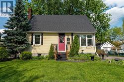 270 Isabelle PLACE Windsor, ON N8S 3A6