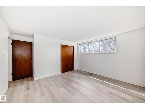 12825 102 St Nw, Edmonton, AB - Indoor Photo Showing Other Room