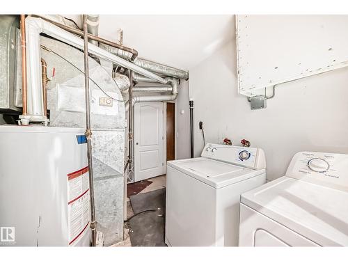 12825 102 St Nw, Edmonton, AB - Indoor Photo Showing Laundry Room