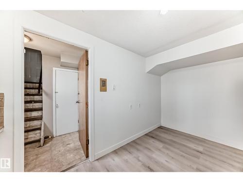 12825 102 St Nw, Edmonton, AB - Indoor Photo Showing Other Room