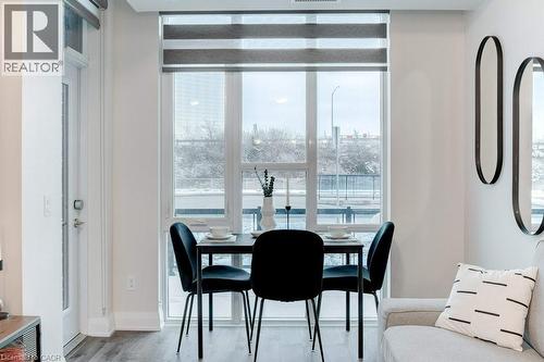 16 Concord Place Unit# 123, Grimsby, ON - Indoor Photo Showing Dining Room