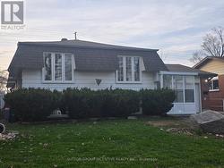 50 FARMINGDALE CRESCENT  Barrie, ON L4M 5E5