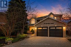 2531 MORRISON AVENUE  Mississauga, ON L5C 3J6