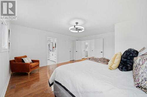 2531 Morrison Avenue, Mississauga, ON - Indoor Photo Showing Bedroom
