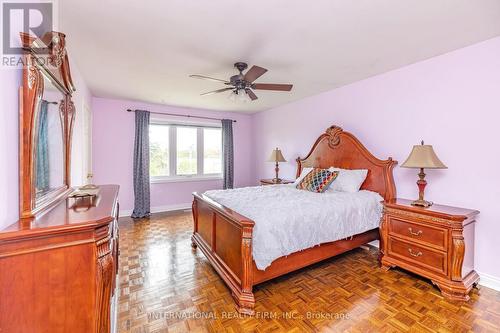 1236 Fleet Street, Mississauga, ON - Indoor Photo Showing Bedroom