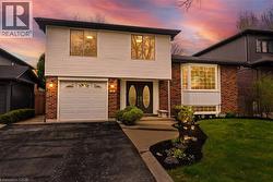 694 MULLIN Way  Burlington, ON L7L 4J7