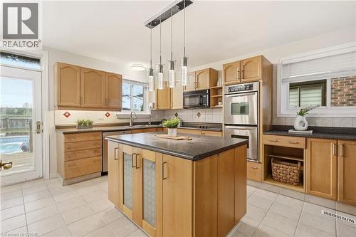 694 Mullin Way, Burlington, ON - Indoor Photo Showing Kitchen With Stainless Steel Kitchen With Double Sink