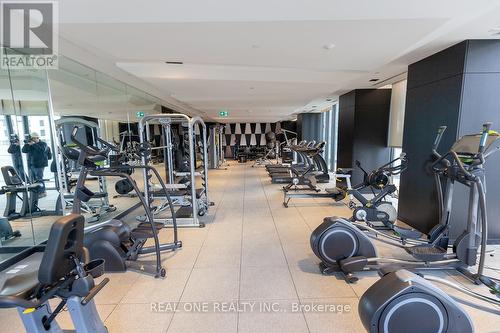 2209 - 8 Eglinton Avenue E, Toronto, ON - Indoor Photo Showing Gym Room