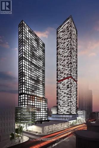 2209 - 8 Eglinton Avenue E, Toronto, ON - Outdoor With Facade
