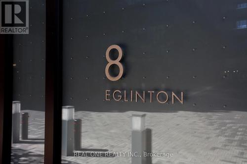 2209 - 8 Eglinton Avenue E, Toronto, ON - 