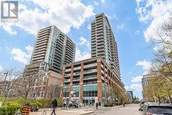 2401 - 80 WESTERN BATTERY ROAD Toronto, ON M6K 3S1