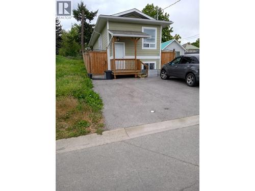 318 8Th Avenue, Creston, BC - Outdoor