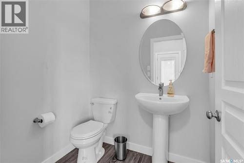 219 Newton Link, Saskatoon, SK - Indoor Photo Showing Bathroom