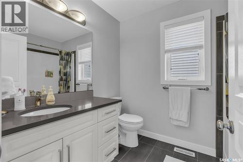 219 Newton Link, Saskatoon, SK - Indoor Photo Showing Bathroom