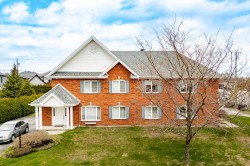 1060 Rue Hélène-Boullé  Sherbrooke (Brompton/Rock Forest/Saint-Élie/Deauville), QC J1J 2M7