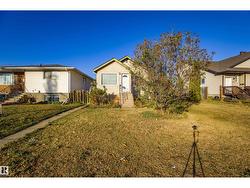 12716 12718 94 ST NW  Edmonton, AB T5E 3V5