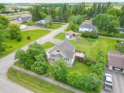 35 Lilac Avenue  Hamiota, MB R0M 0T0