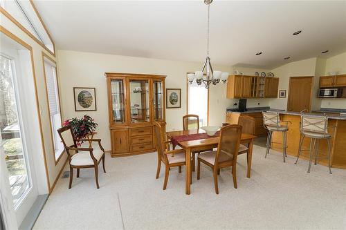 48 30 Bradford Road, Carman, MB - Indoor Photo Showing Other Room