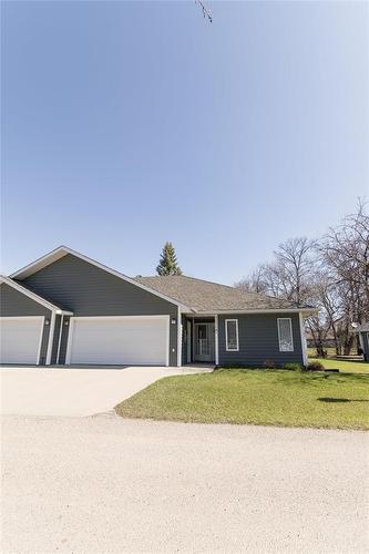 48 30 Bradford Road, Carman, MB - Outdoor
