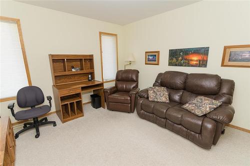 48 30 Bradford Road, Carman, MB - Indoor