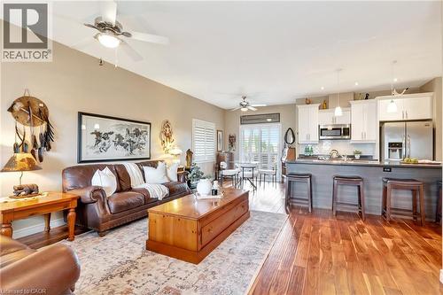257 Donly Drive S, Simcoe, ON - Indoor Photo Showing Living Room