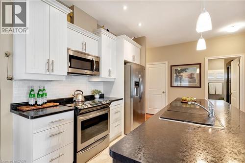257 Donly Drive S, Simcoe, ON - Indoor Photo Showing Kitchen With Upgraded Kitchen