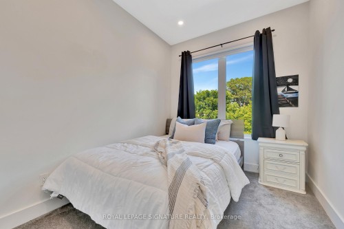 4-107 Concession Street, Cambridge, ON - Indoor Photo Showing Bedroom