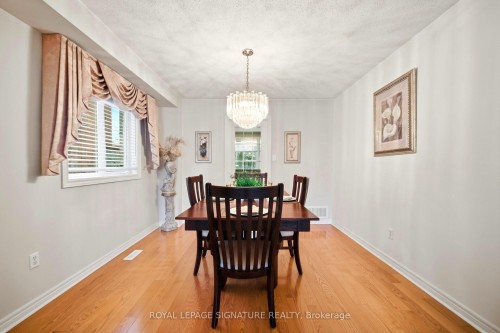 52 Durham Street, Halton Hills, ON - Indoor Photo Showing Dining Room