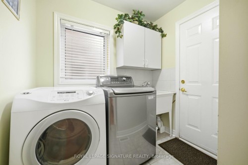52 Durham Street, Halton Hills, ON - Indoor Photo Showing Laundry Room