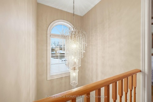 52 Durham Street, Halton Hills, ON - Indoor Photo Showing Other Room