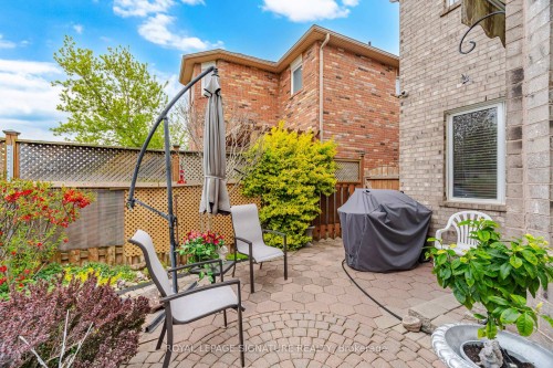 52 Durham Street, Halton Hills, ON - Outdoor With Exterior