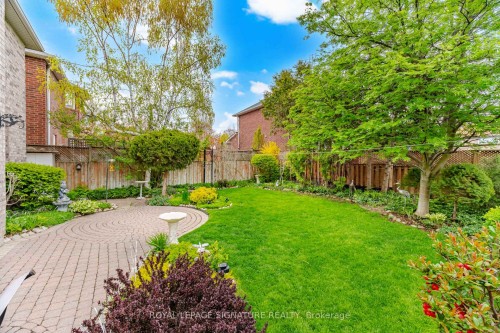 52 Durham Street, Halton Hills, ON - Outdoor