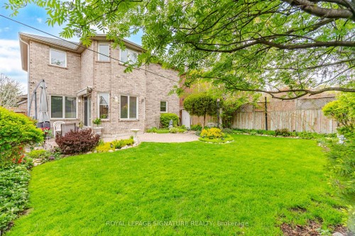 52 Durham Street, Halton Hills, ON - Outdoor