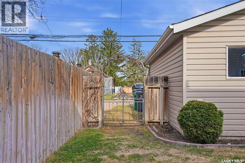 1426B C Avenue N, Saskatoon, SK - Outdoor