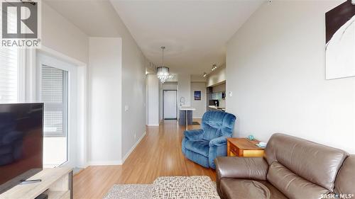 312 235 Evergreen Square, Saskatoon, SK - Indoor Photo Showing Living Room