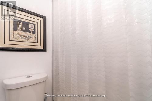 52 Village Court, Brampton, ON - Indoor Photo Showing Bathroom