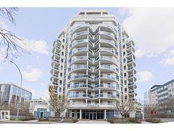 #902 10504 99 AV NW  Edmonton, AB T5K 1B2