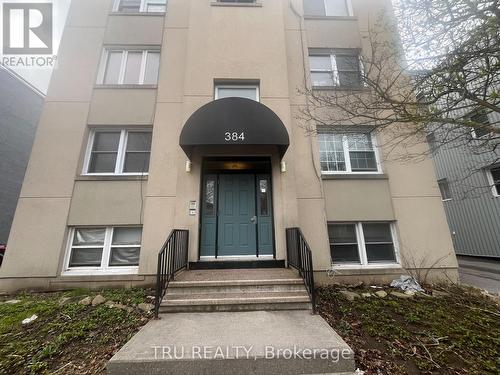 3 - 384 BLAKE BOULEVARD  Ottawa, ON K1L 6L2