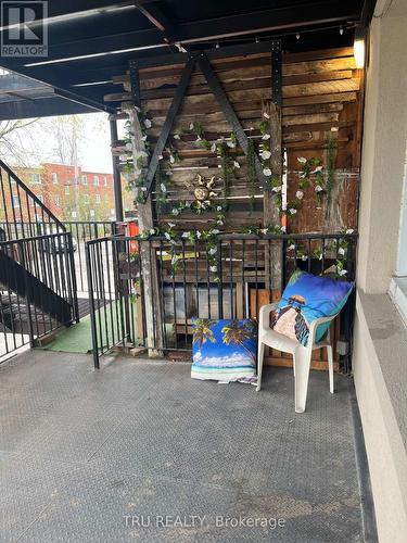 3 - 384 Blake Boulevard, Ottawa, ON - Outdoor