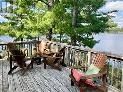 multiple outdoor gathering spots - 